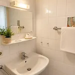 Weisse Rose, Parkplatz, Fruehstueck, Wlan, Zentral 3* 巴特埃尔斯特