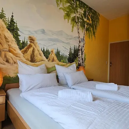 ゲストハウス Weisse Rose, Parkplatz, Fruehstueck, Wlan, Zentral