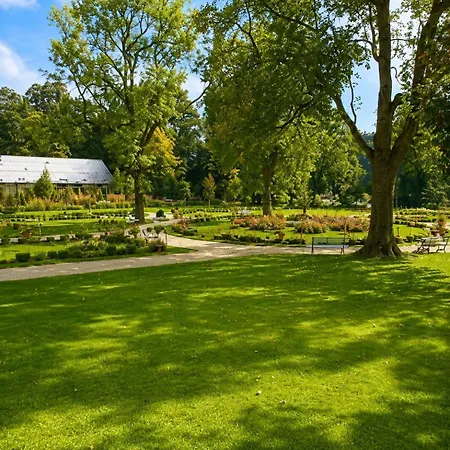 Guest house Yfb Pension Weisse Rose I Zentral Gelegen 3*