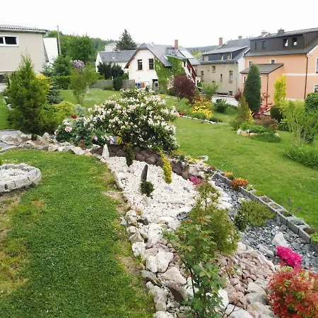 Weisse Rose, Parkplatz, Fruehstueck, Wlan, Zentral ゲストハウス 3*