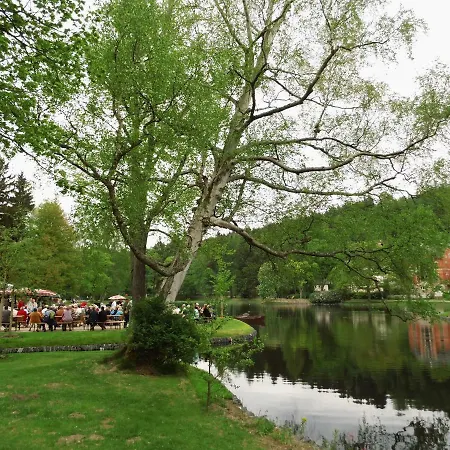 ゲストハウス Weisse Rose, Parkplatz, Fruehstueck, Wlan, Zentral バート・エルスター